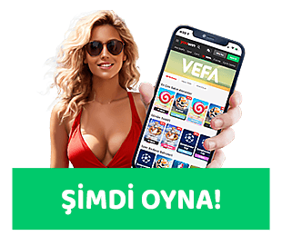 elinde telefon tutan sarışın kadın bulunan CTA